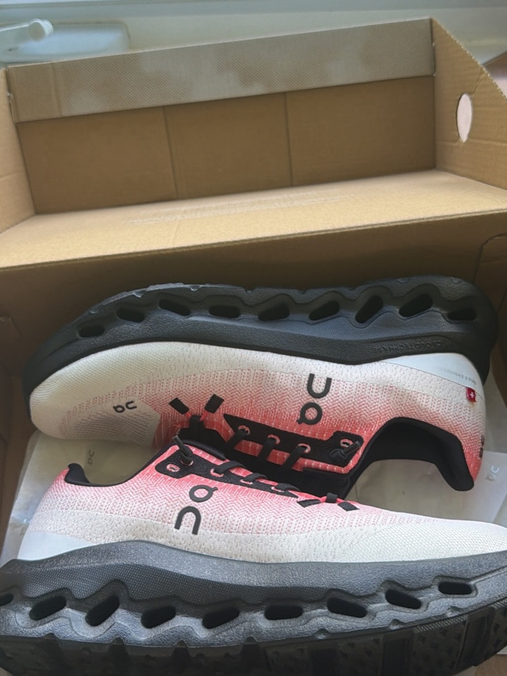 On Cloudtilt Women's Size 8 Running Shoes